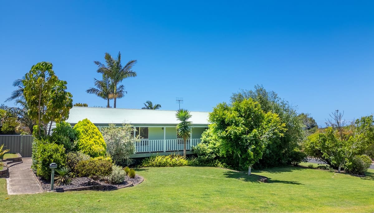 1 Rosella Place, Tura Beach - Thumbnail 4
