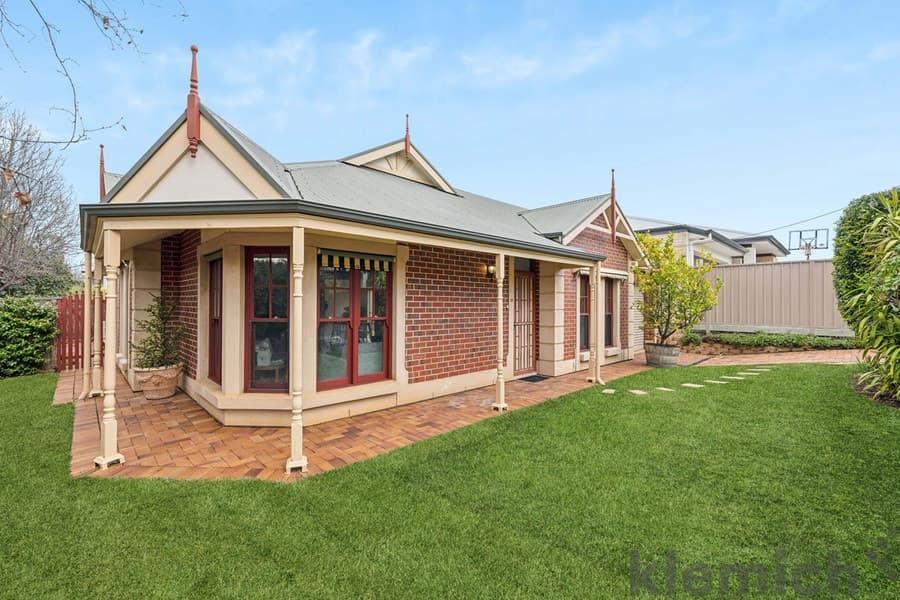 27 George Street, Vale Park, Vale Park - Image 1