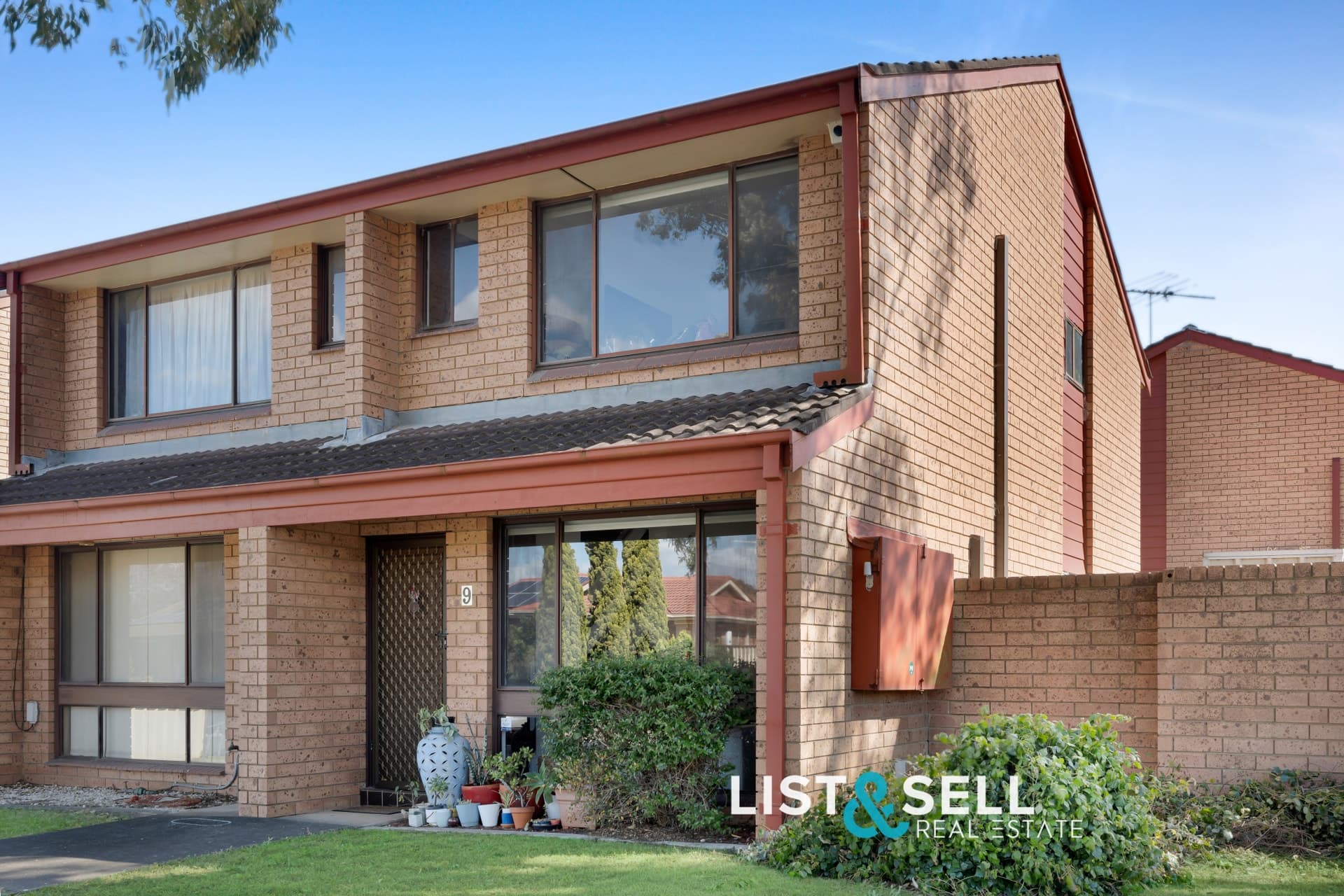 9/5 Amaranthus Place, Macquarie Fields, NSW 2564, Macquarie Fields - Image 1