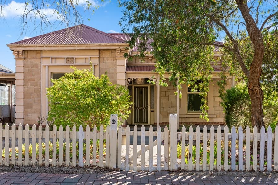 12 First  Avenue, St Peters, St Peters - Image 1