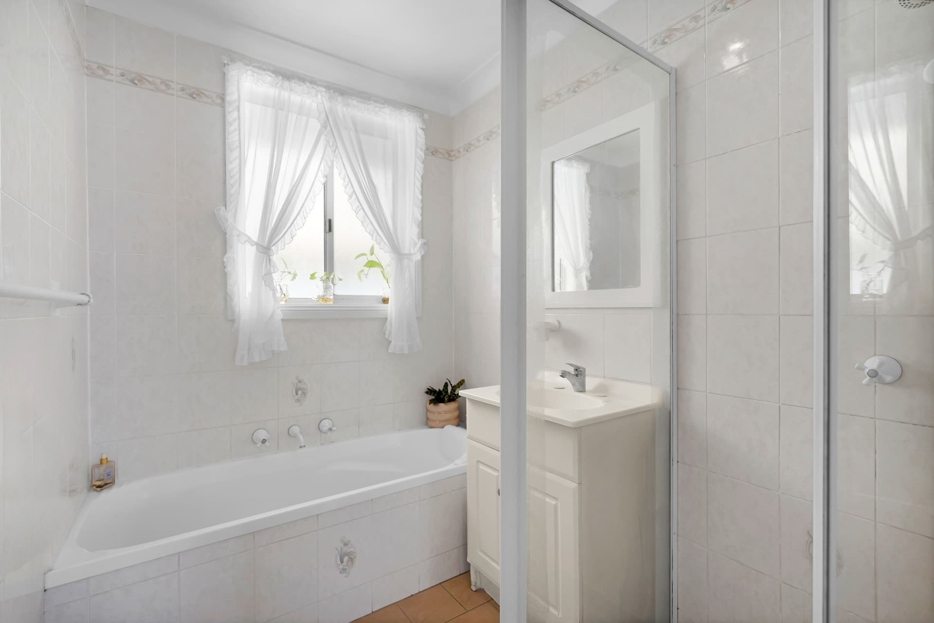 25 Longhurst Road, Minto, NSW 2566, Minto - Thumbnail 5