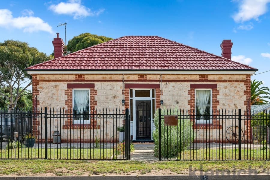 15 Slade  Street, Murray Bridge, Murray Bridge - Image 1