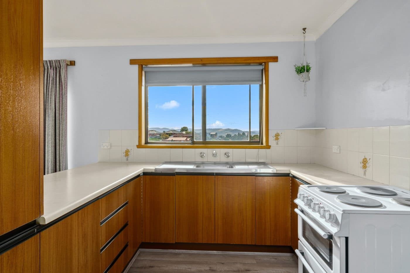 64 Sunshine Road, Austins Ferry - Thumbnail 7