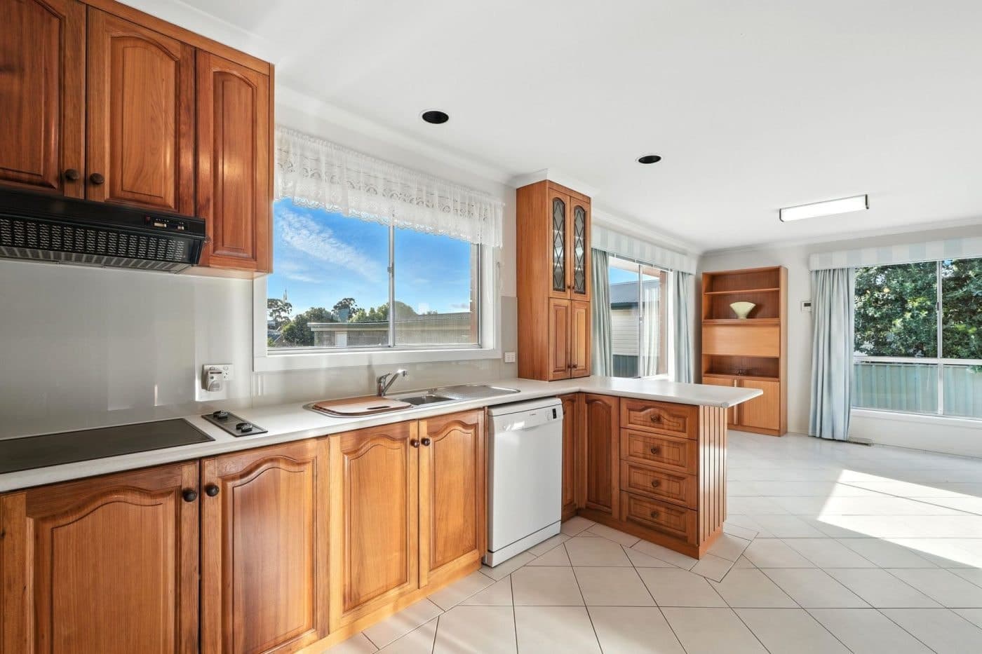 14 Cheltenham Street, Montrose - Thumbnail 7