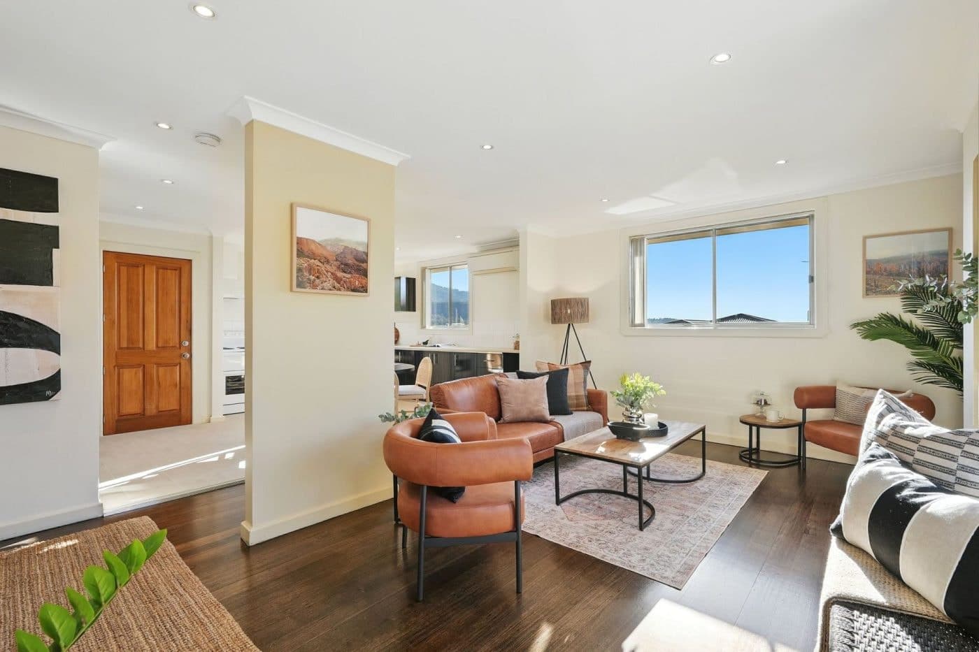 24 Milburn Place, Glenorchy - Thumbnail 3