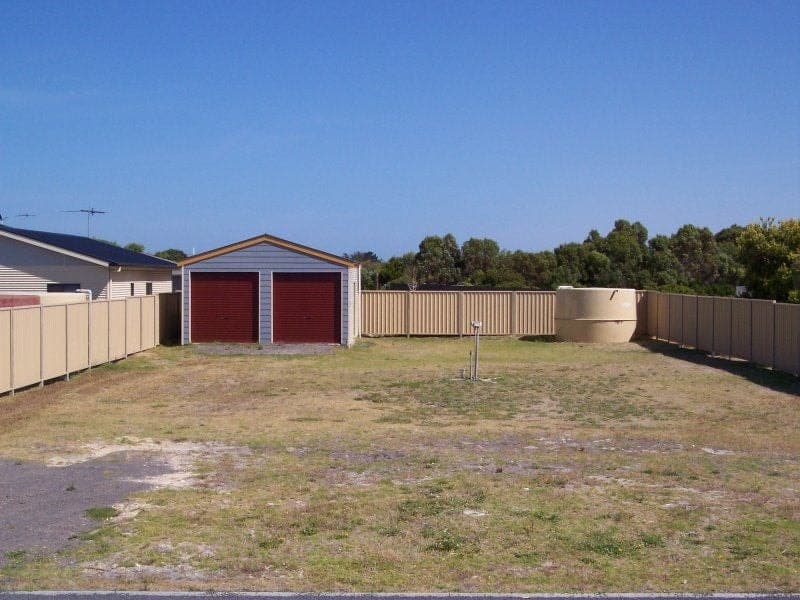 4 Shellsea Court PELICAN POINT SA, Pelican Point - Image 1