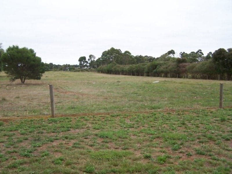 10 Blackwood Road MILLICENT SA, Millicent - Image 1
