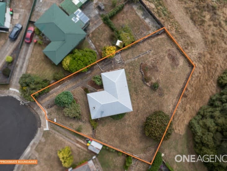 42 Colegrave Road, Upper Burnie, Upper Burnie - Thumbnail 2