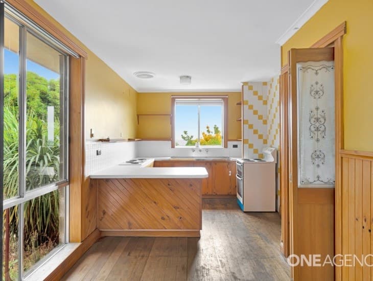 42 Colegrave Road, Upper Burnie, Upper Burnie - Thumbnail 3
