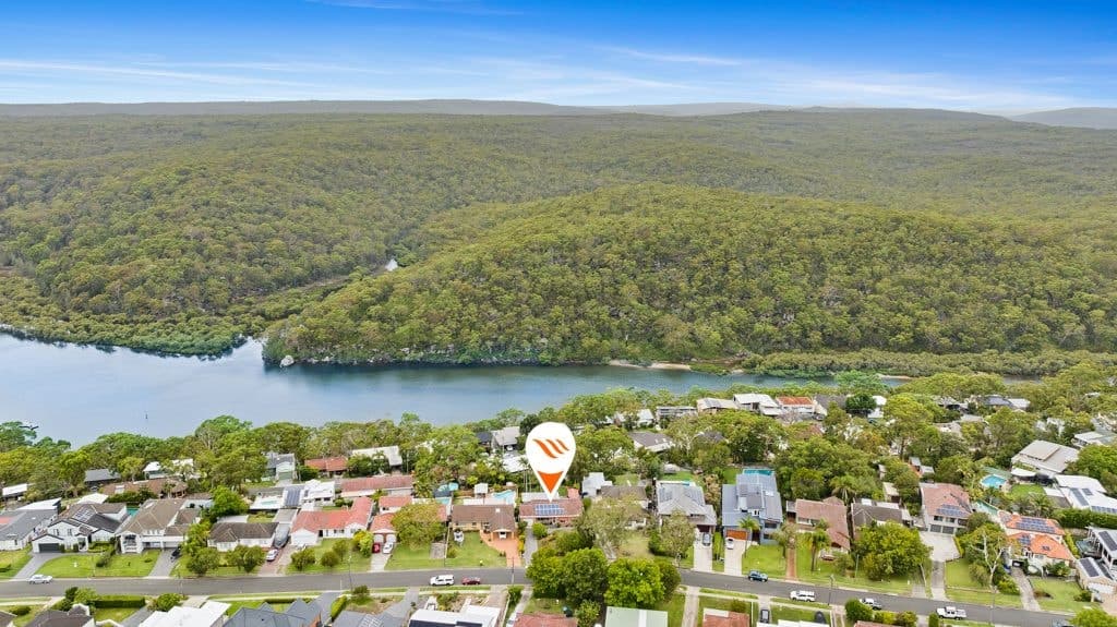 18 Warren Avenue, Grays Point - Thumbnail 2