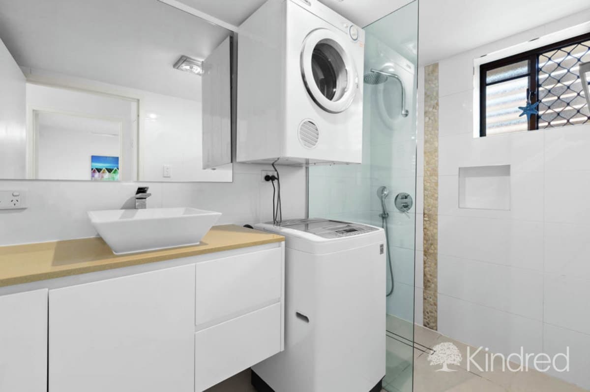 2 / 2 Osbourne Street, Scarborough QLD 4020, Scarborough - Thumbnail 5