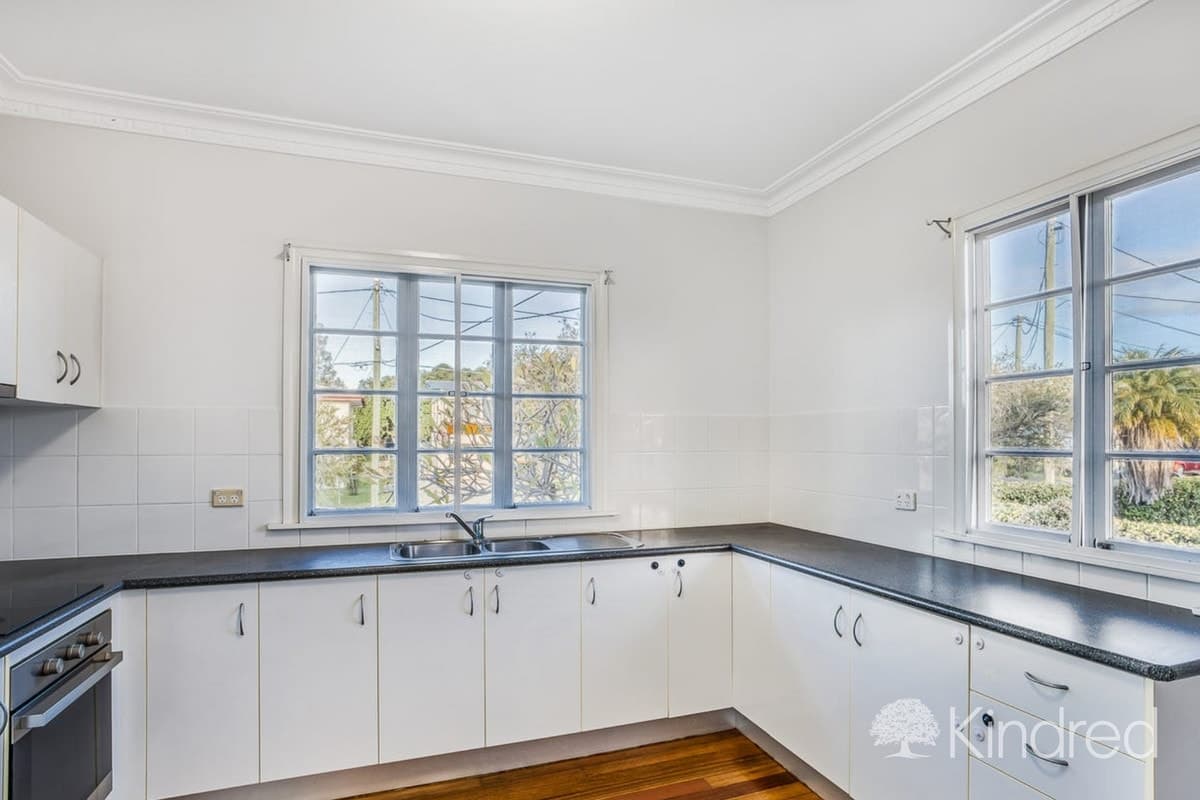 1 / 8 Sturgeon Street, Redcliffe QLD 4020, Redcliffe - Thumbnail 4