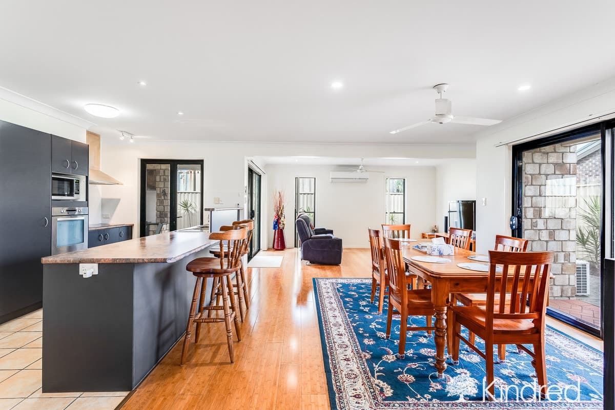 52 Grace Street, Scarborough QLD 4020, Scarborough - Thumbnail 2