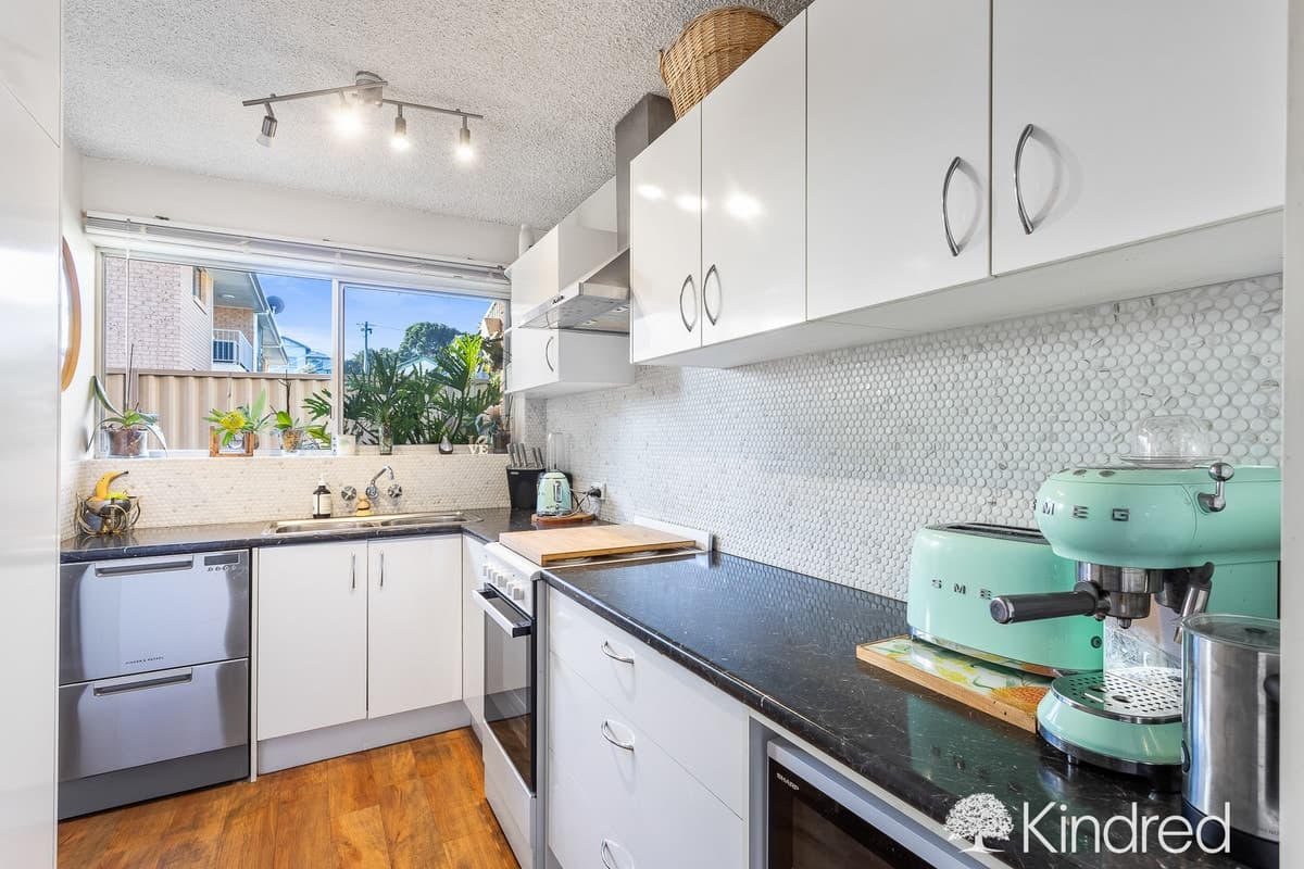 10 Kate Street, Woody Point QLD 4019, Woody Point - Thumbnail 8