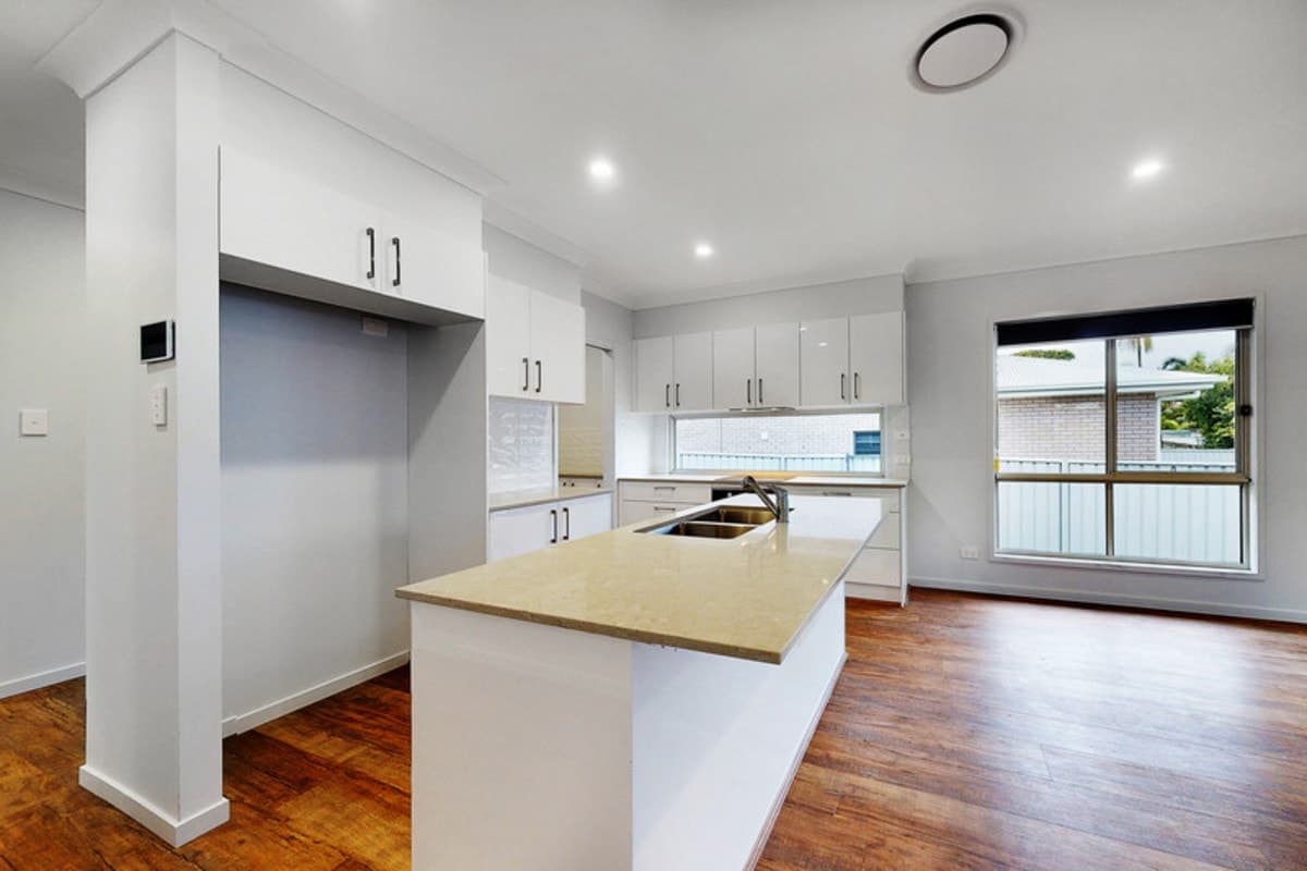 31 Silvester Street, Redcliffe QLD 4020, Redcliffe - Thumbnail 8