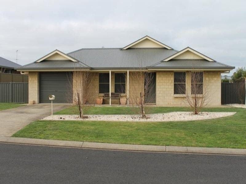 8 Lakewood Avenue MOUNT GAMBIER SA, Mount Gambier - Image 1