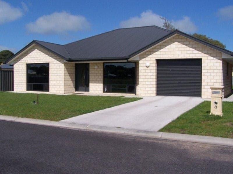 8 Harrington St MILLICENT SA, Millicent - Image 1