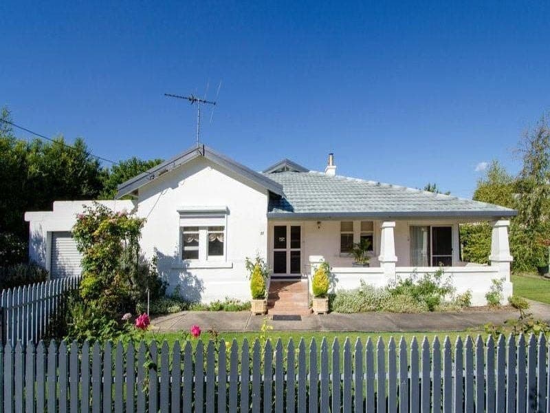 11 Fifth Street MILLICENT SA, Millicent - Image 1