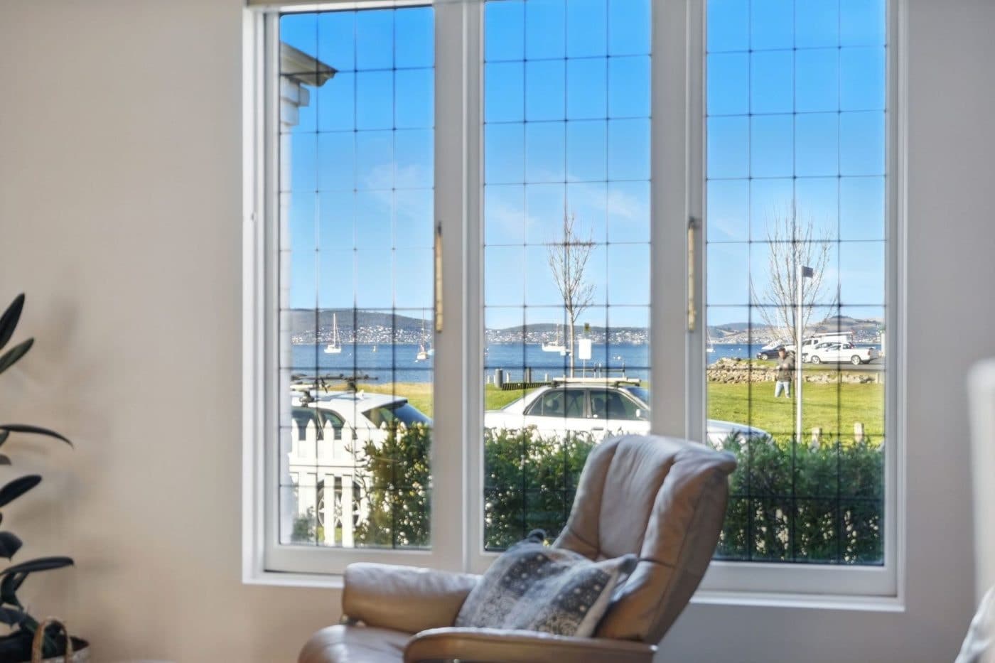 16 Marieville Esplanade, Sandy Bay - Thumbnail 5