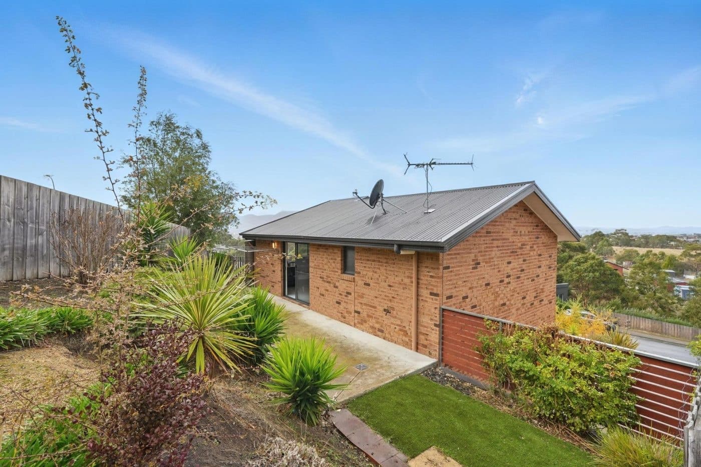 2/49 Branscombe Road, Claremont - Thumbnail 7