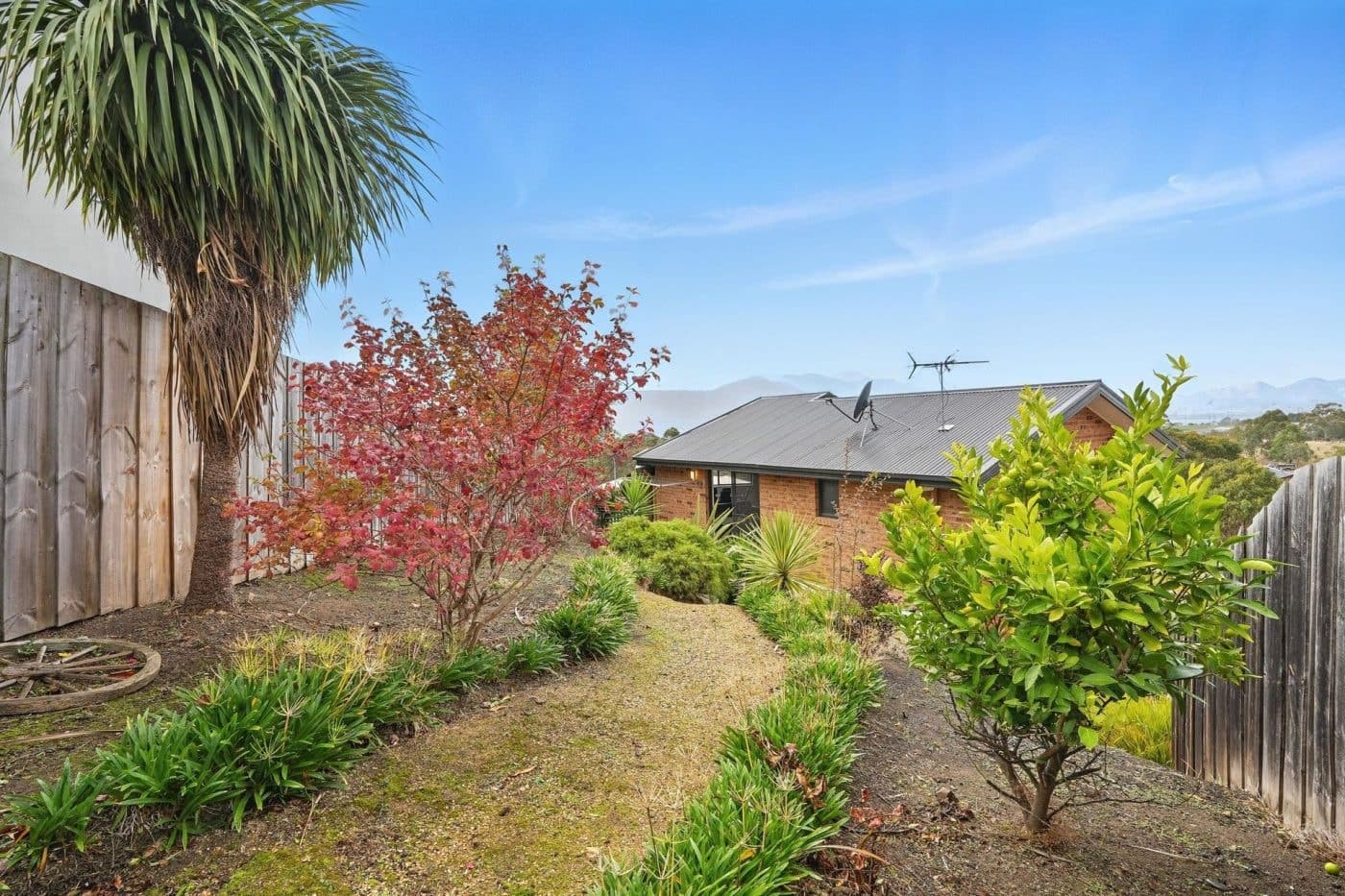 2/49 Branscombe Road, Claremont - Thumbnail 8