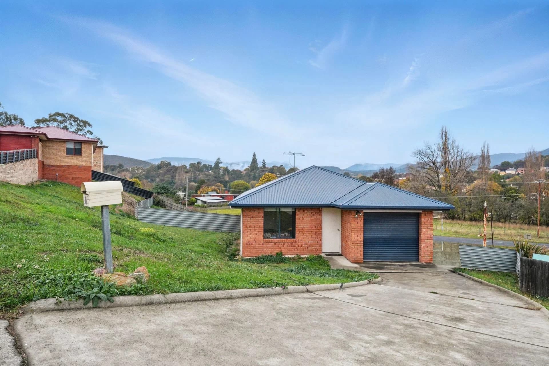 7 Craw Street, New Norfolk - Image 1