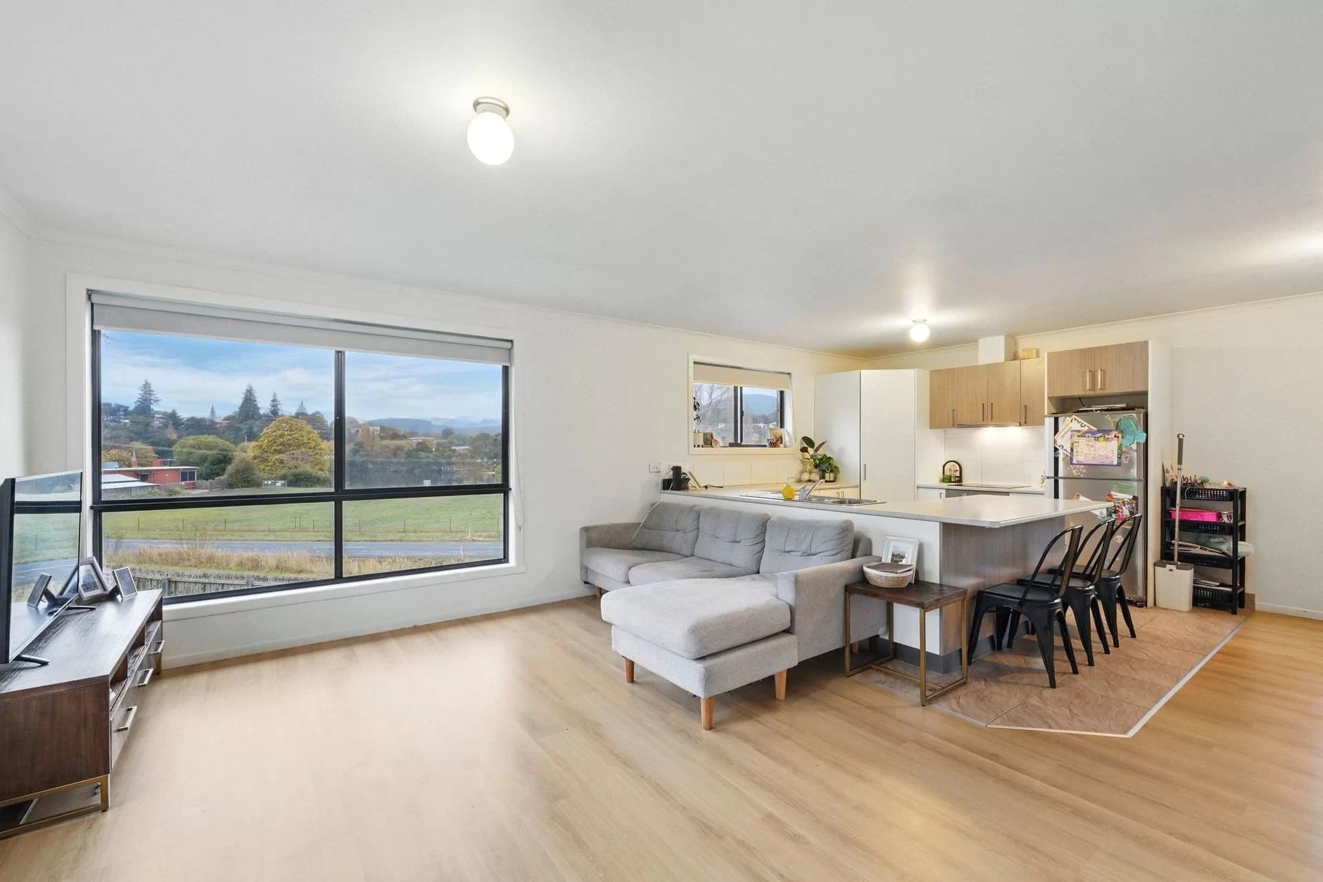 7 Craw Street, New Norfolk - Thumbnail 2