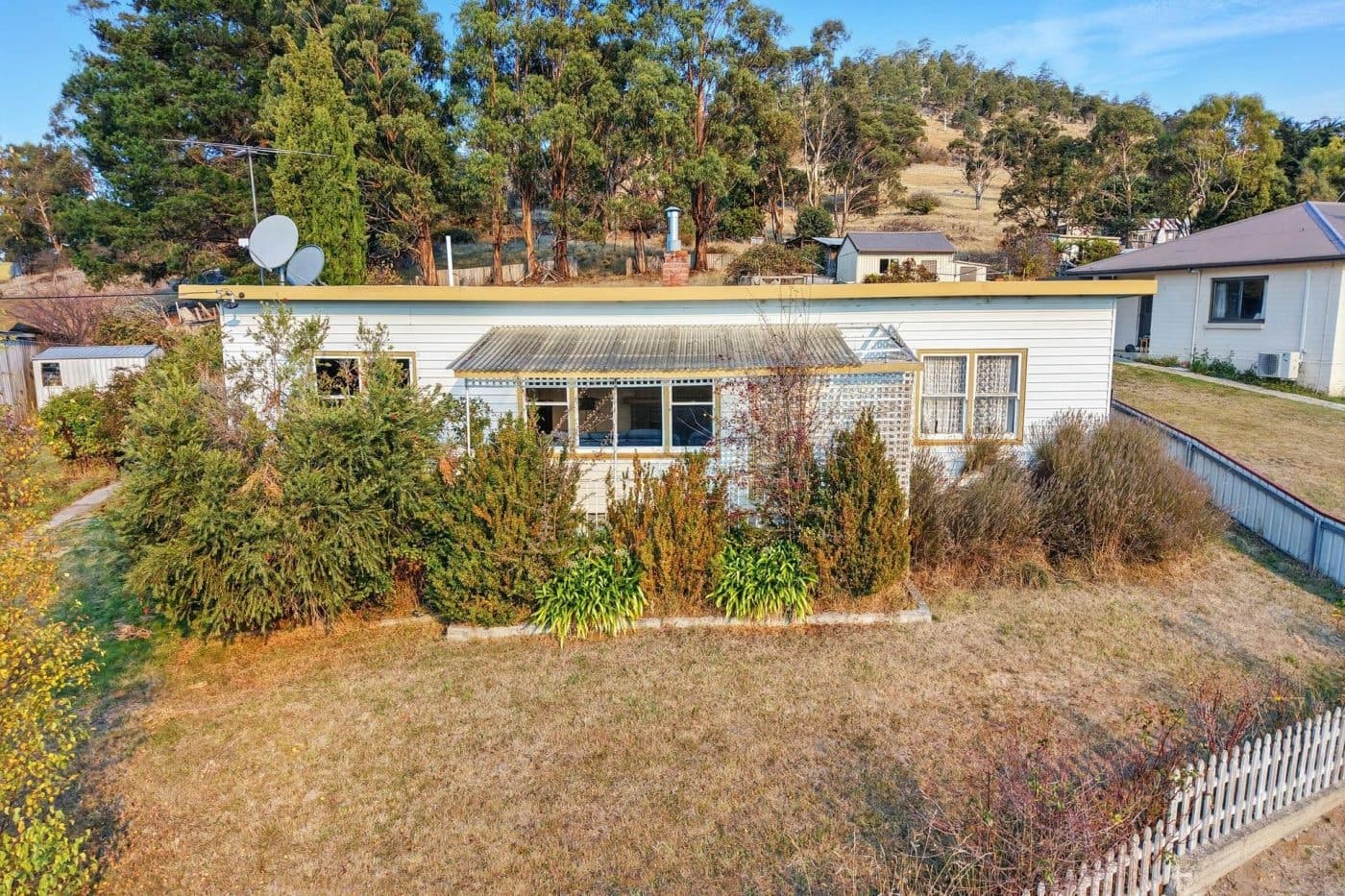 11 The Avenue, Ellendale - Image 1