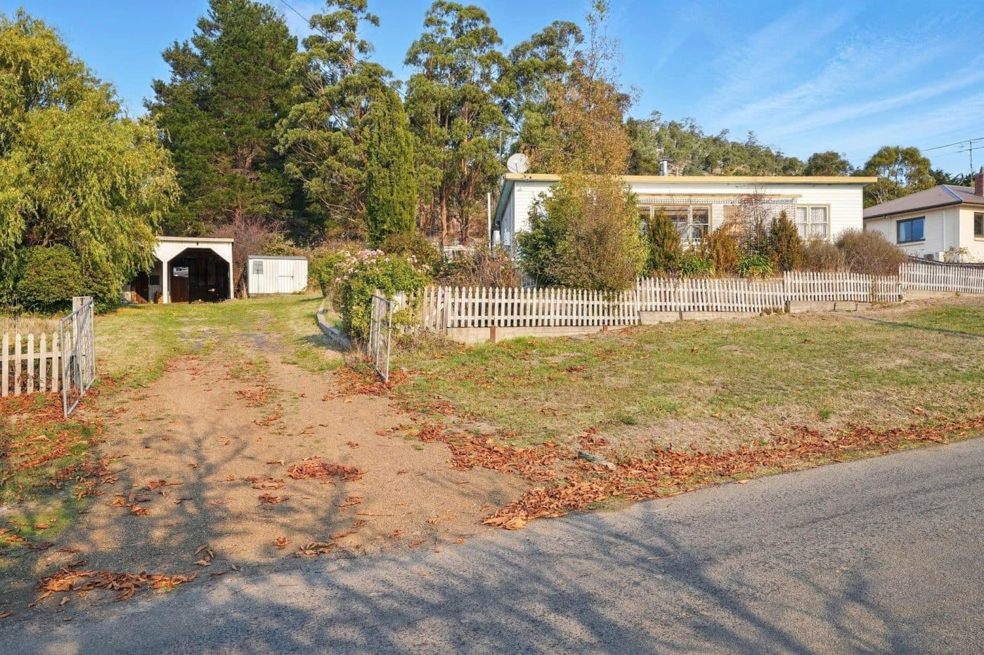 11 The Avenue, Ellendale - Thumbnail 2