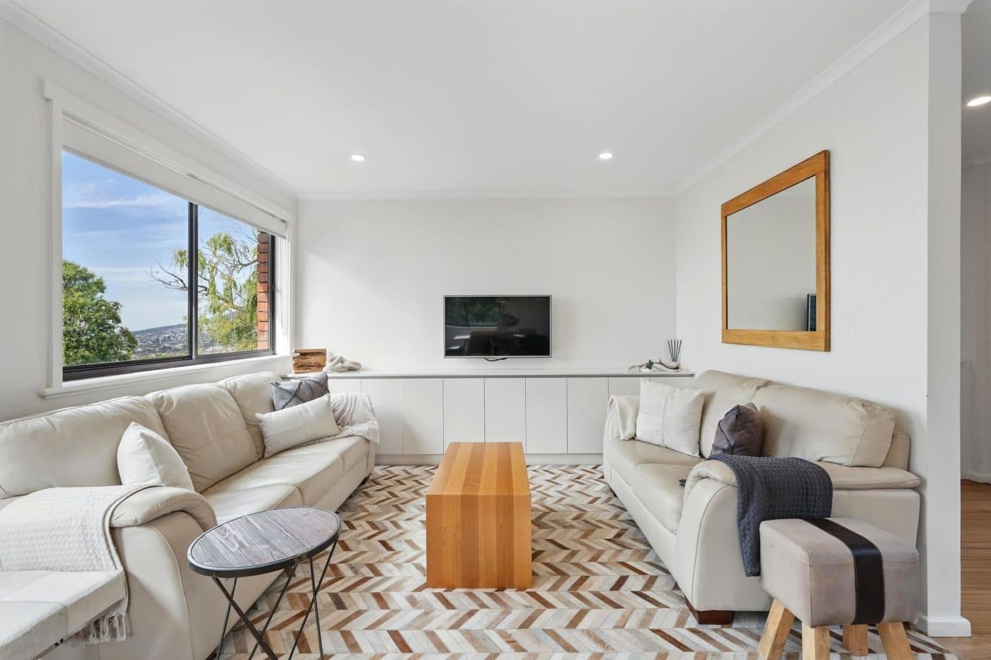 12A Liverpool Crescent, West Hobart - Thumbnail 8