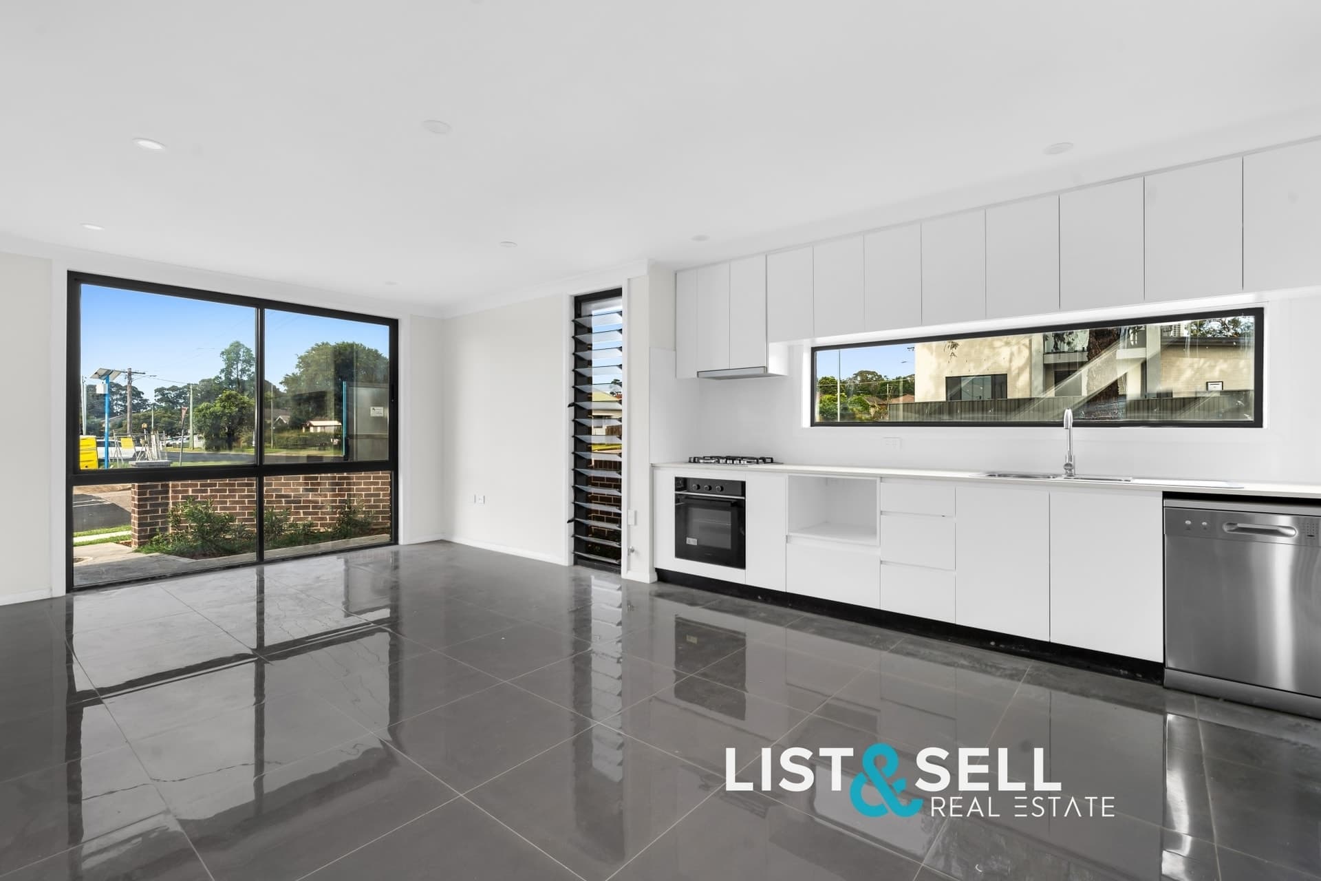 19E Kent Street, Minto, NSW 2566, Minto - Thumbnail 2