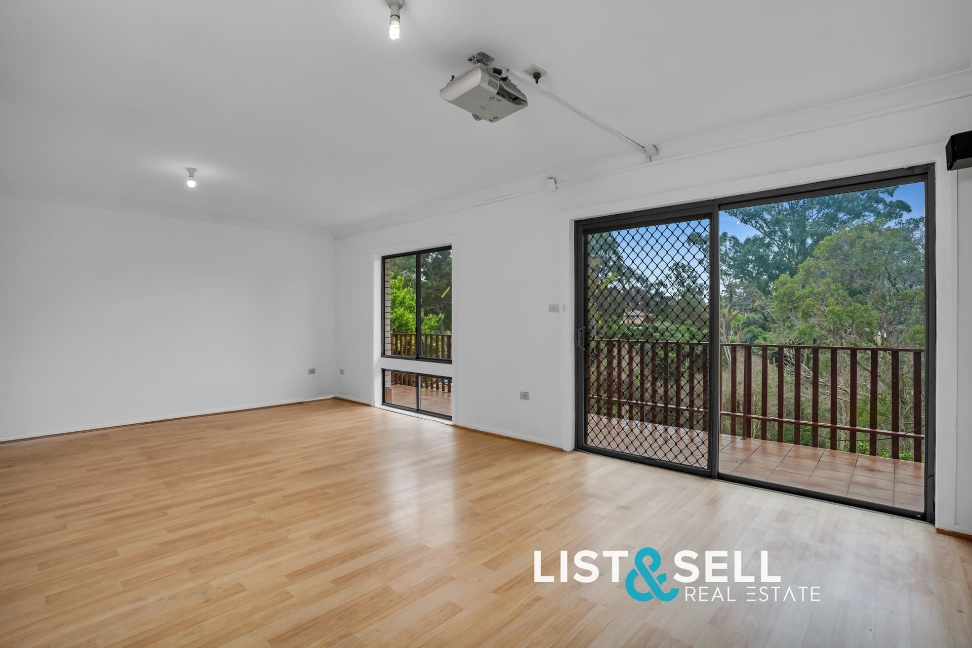 3 Bingara Road, Macquarie Fields, NSW 2564, Macquarie Fields - Thumbnail 5