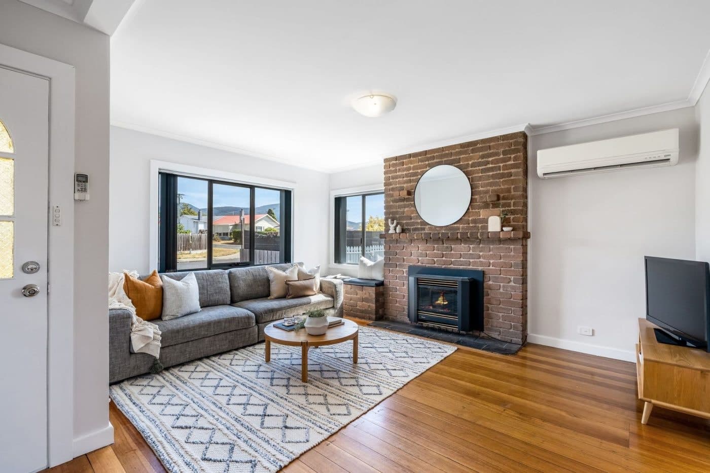 55 Edinburgh Crescent, Goodwood - Thumbnail 3