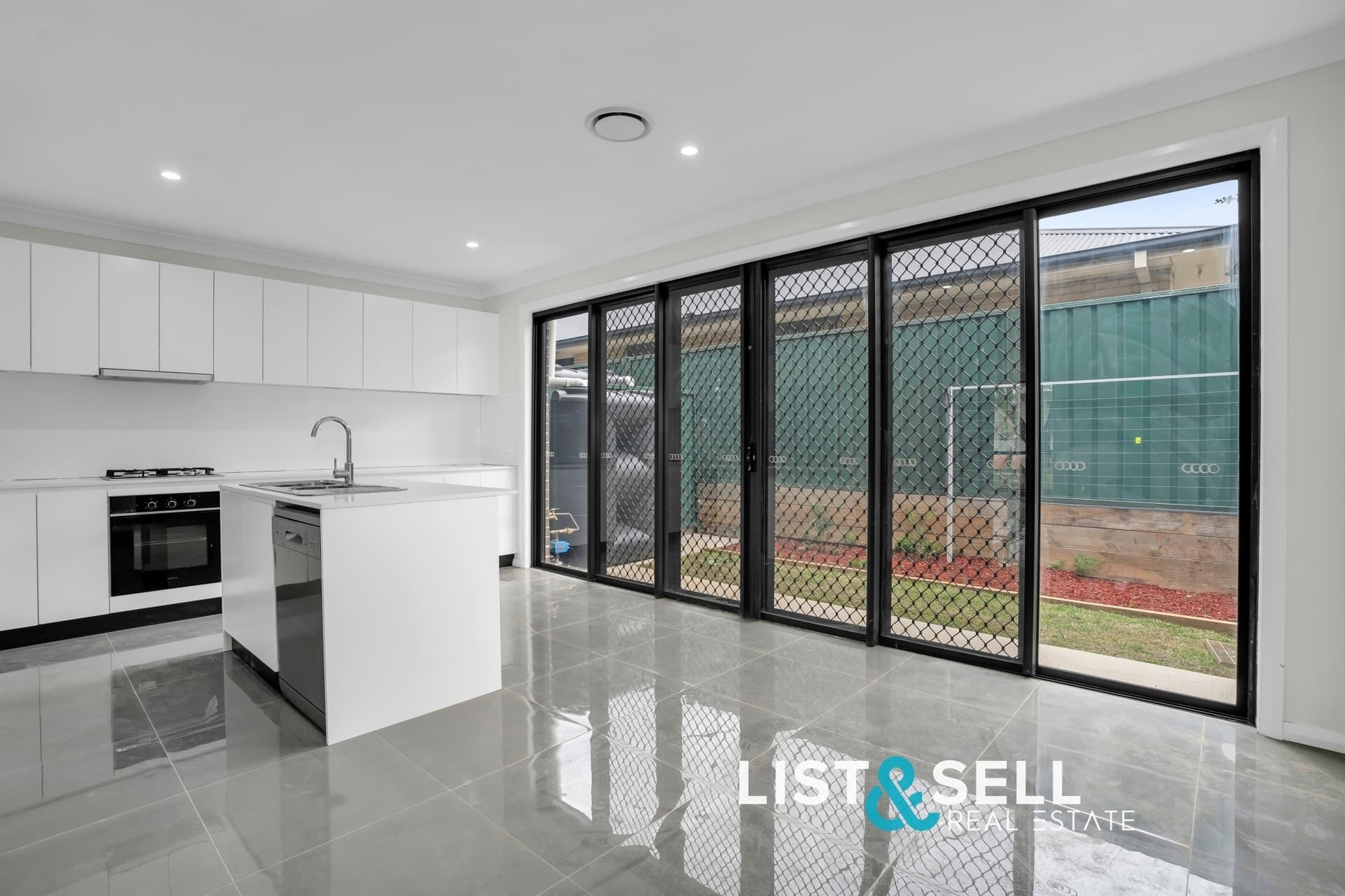 4/19 Kent Street, Minto, NSW 2566, Minto - Thumbnail 3