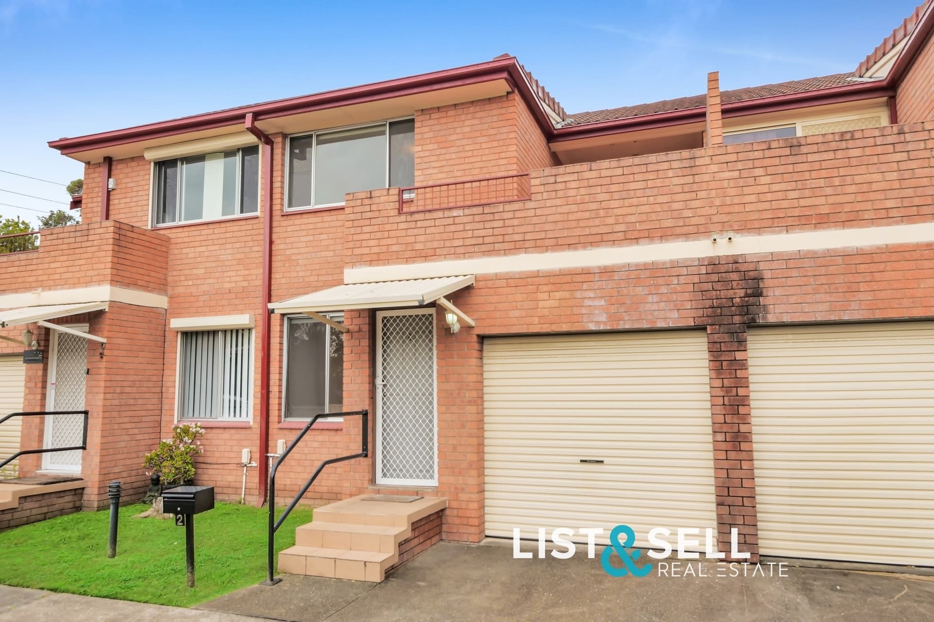 2/14 Bunbury Road, Macquarie Fields, NSW 2564, Macquarie Fields - Image 1