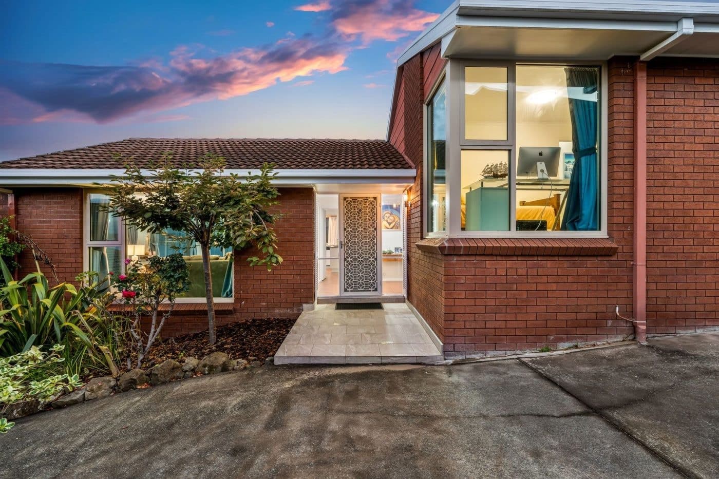14 Hatton Gardens, Sandy Bay - Image 1