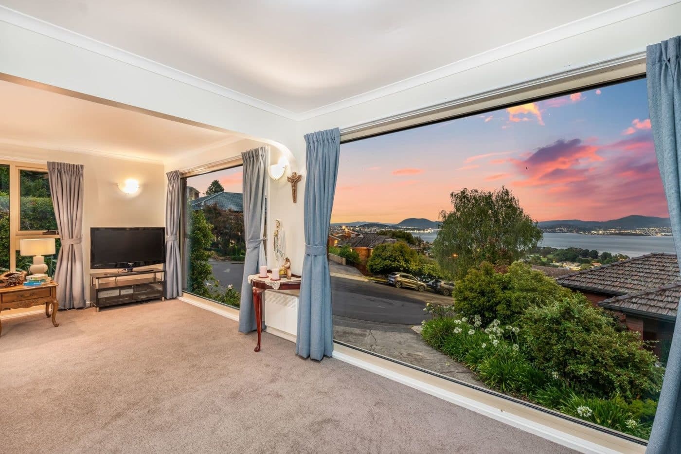 14 Hatton Gardens, Sandy Bay - Thumbnail 2