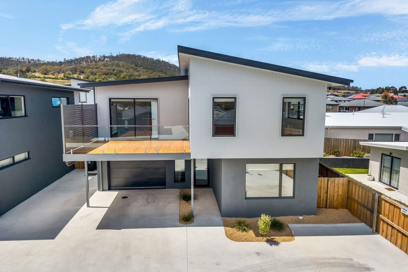 2/18 Highgrove Road, Rokeby - Image 1