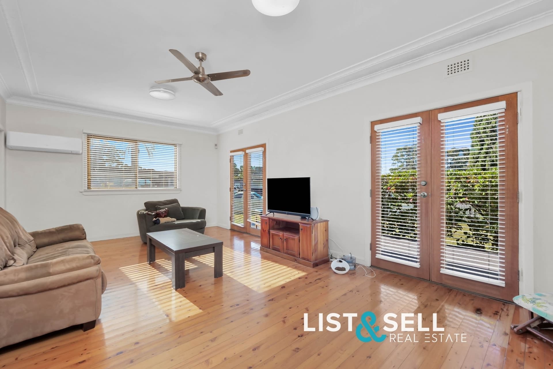 8 Wattle Avenue, Macquarie Fields, NSW 2564, Macquarie Fields - Thumbnail 2
