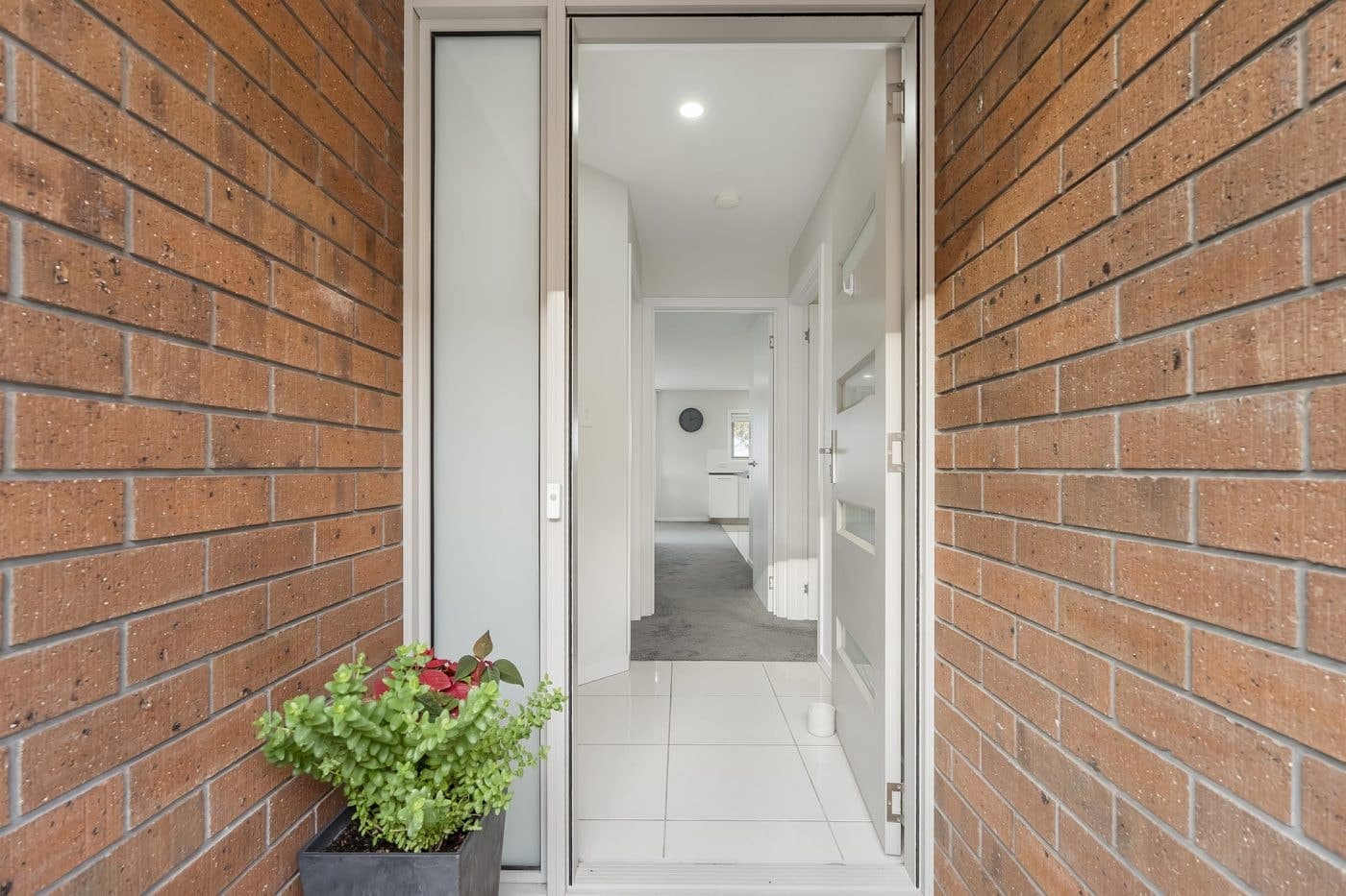 2/37 Ripley Road, West Moonah - Thumbnail 2