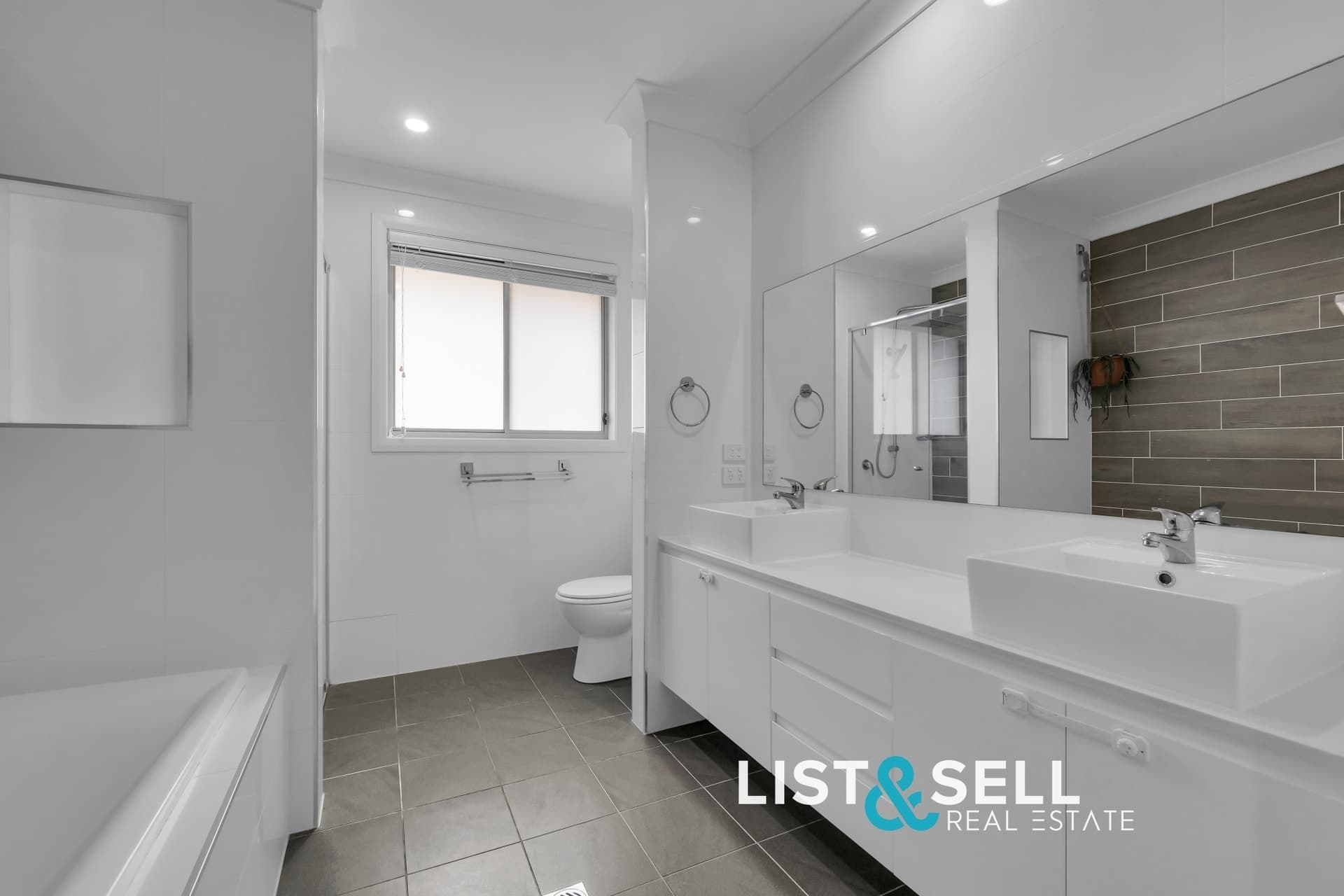 17 Lowan Street, Spring Farm, NSW 2570, Spring Farm - Thumbnail 7