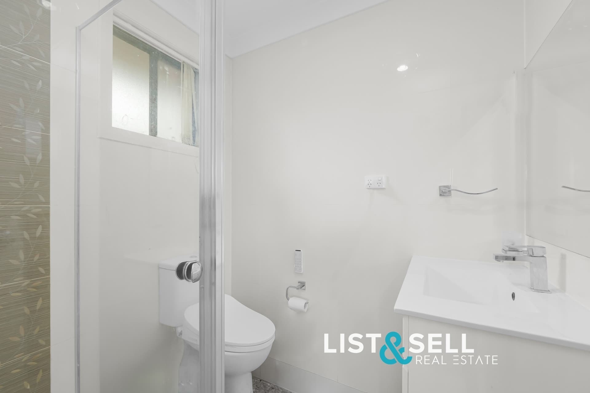 6 Chivers Place, Ingleburn, NSW 2565, Ingleburn - Thumbnail 5