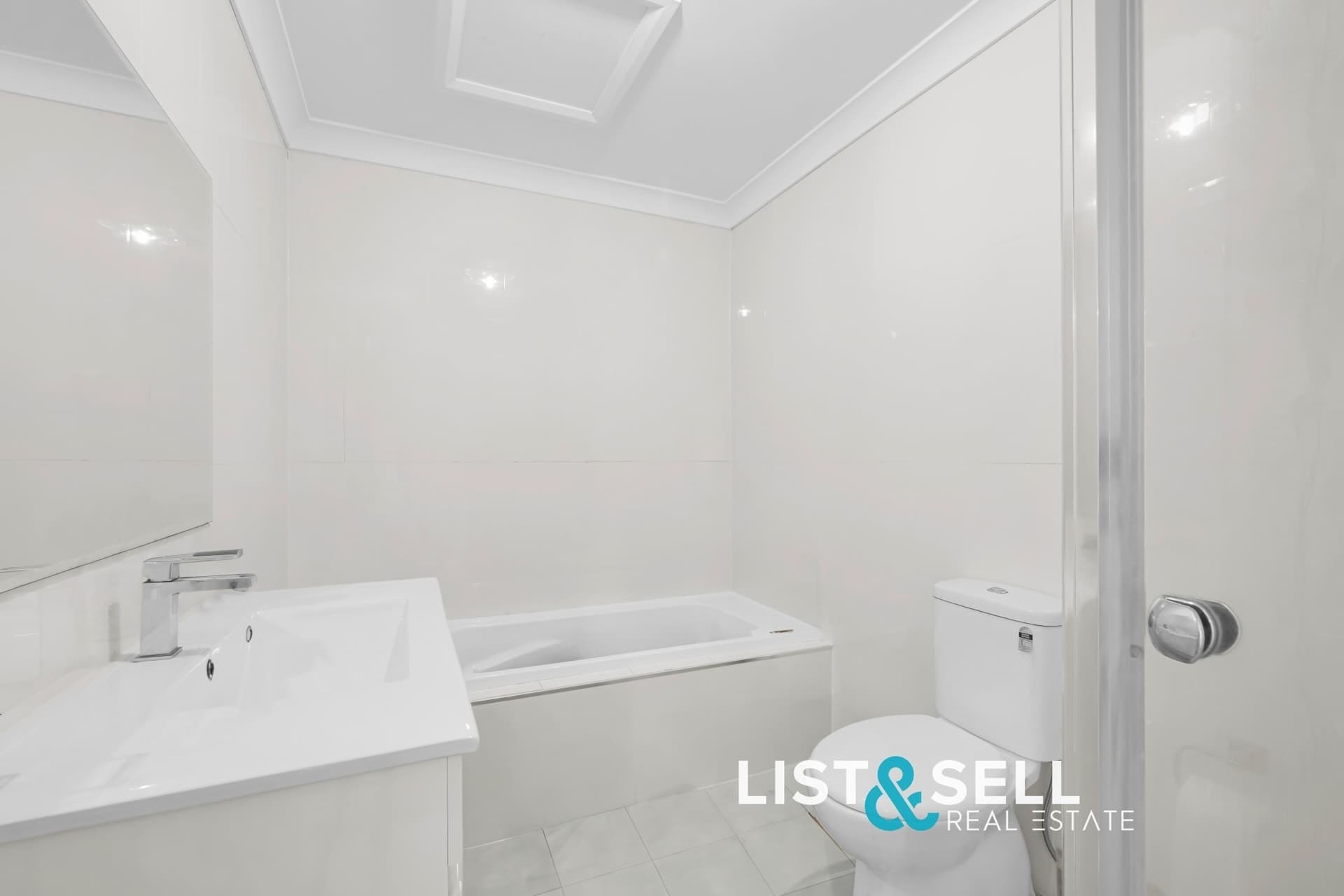 6 Chivers Place, Ingleburn, NSW 2565, Ingleburn - Thumbnail 7