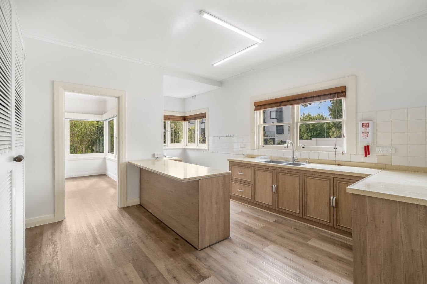 5 Derwentwater Avenue, Sandy Bay - Thumbnail 5