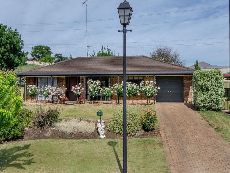 21 Shalamar Crescent MOUNT GAMBIER SA, Mount Gambier - Image 1