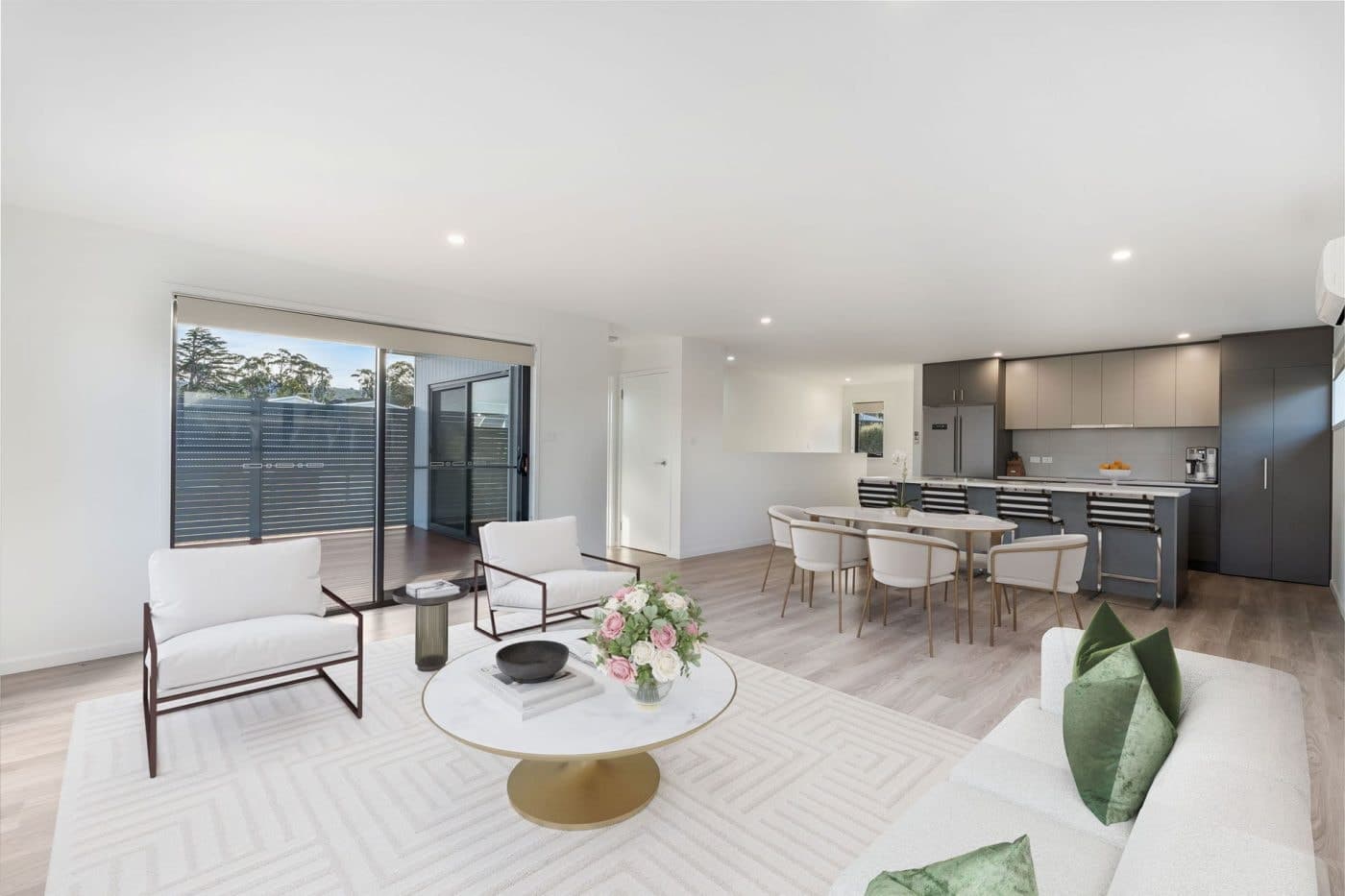 1/18 Highgrove Road, Rokeby - Thumbnail 2