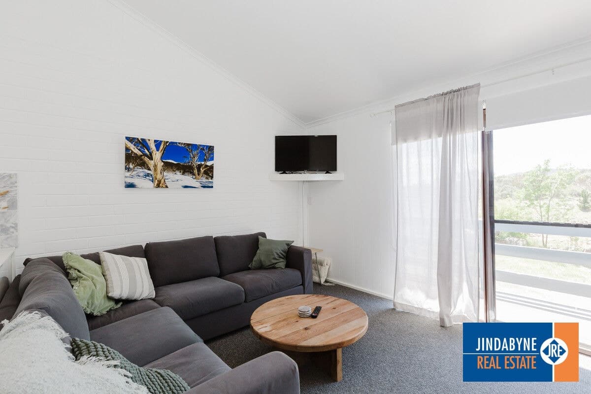 7 / 39 Gippsland Street, Jindabyne NSW 2627, Jindabyne - Thumbnail 4