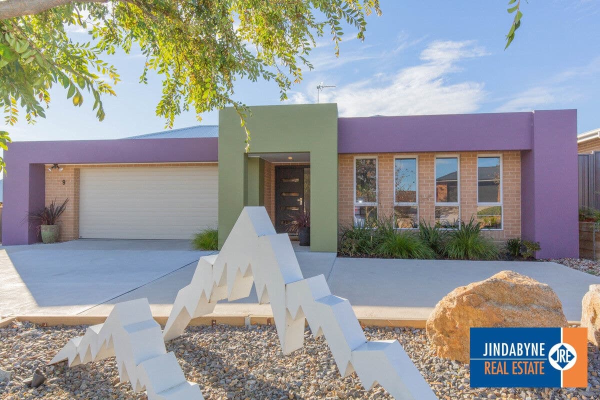 9 Twynam Street, Jindabyne NSW 2627, Jindabyne - Image 1