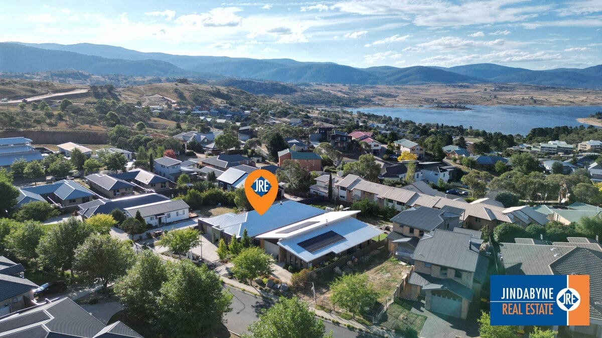 9 Twynam Street, Jindabyne NSW 2627, Jindabyne - Thumbnail 2