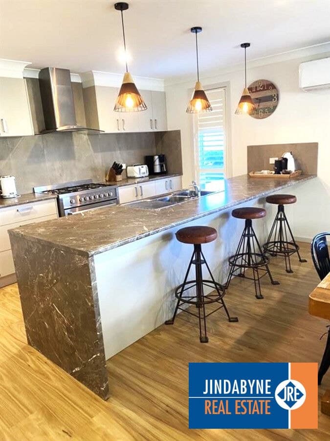 9 Twynam Street, Jindabyne NSW 2627, Jindabyne - Thumbnail 4